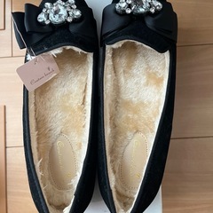 新品パンプス引き取り可能な方