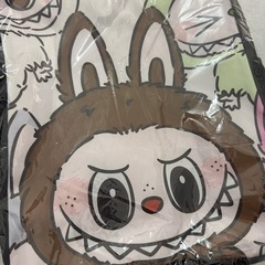 ラブブグッズの画像