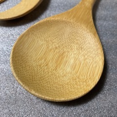 【新品未使用】竹製サラダサーバーセット　天然素材　ナチュラル　サラダスプーン　サラダフォーク（先割れスプーン）の画像