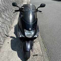 ヤマハマジェスティ125FI走行7900キロ！の画像