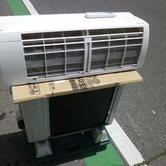 お取引中◆ダイキン　6畳～8畳用エアコン　F22WTFXS-W 　2019年　お掃除機能、空気清浄付　プレミアム冷房の画像