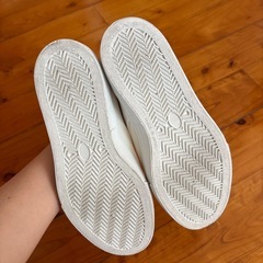 白スリッポンの画像