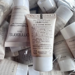 ominisens 洗顔ジェル10ml未使用品❣️52個セットの画像