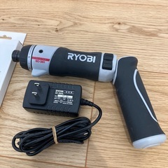 《リョービ(京セラ)/FK》充電式ドライバドリル 電動ドライバー　パナソニック充電ミニドライバービットセットの画像