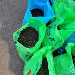 【受付停止中】黒土 約20㌔ 15袋の画像