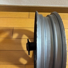 アドレスv100 フロントホイールの画像