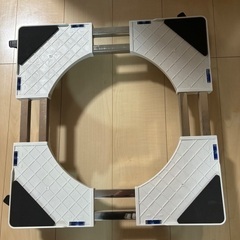 洗濯機の台になります