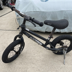 ストライダー★オマケ付き★ペダルなし自転車★子どもの自転車練習用に！
