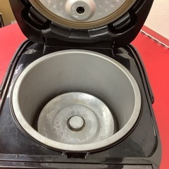 TOSHIBA 東芝　炊飯ジャー　炊飯器　3合炊き　RC-5SL 2018年製の画像