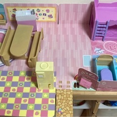 リカちゃんハウス　チャイムでピンポーン♪かぞくでゆったりさん