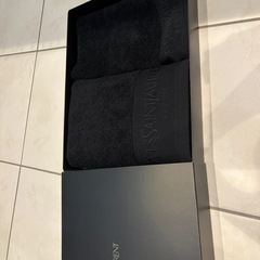 YVES SAINT LAURENT イヴ・サンローラン  ノベルティ  オリジナルタオルの画像