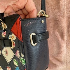 COACH ダイヤモンドパターンショルダーバッグ 花柄の画像