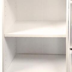 【無料】棚の位置調整可能　白い棚