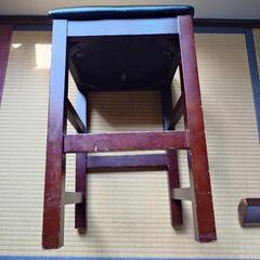 お店椅子の画像
