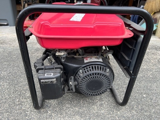 発電機