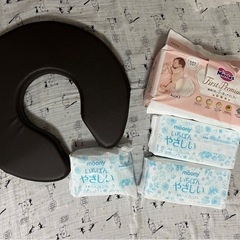 出産準備　円座クッション　新生児オムツ（メリーズファーストプレミ...
