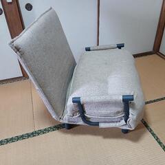折り畳み式ベッドの画像