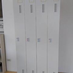 美品ロッカー&カウンターテーブル