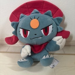 マニューラ　でっかいコロっとまんまる　ぬいぐるみ