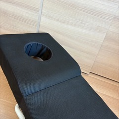 のぞけるうつぶせ寝クッション