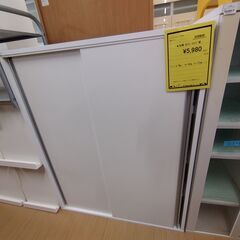 リユースのサカイ浦和店【D576】本棚 ホワイト スライド扉