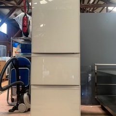 2019年　東芝　363L  3ドア