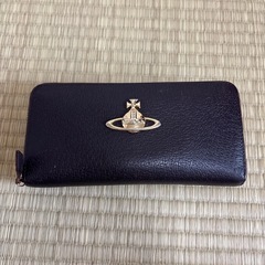 ヴィヴィアン長財布