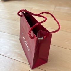 Cartier カルティエ　紙袋　ショッパー
の画像