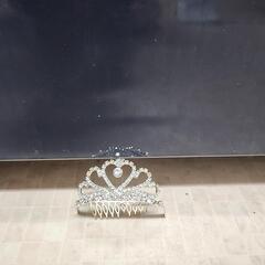 ティアラの画像