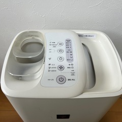 SHARP HV-L75-W加熱気化式加湿機　プラズマクラスターの画像
