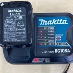 マキタバッテリーBL1015・充電器DC10SAセット　リサイク...