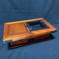 火鉢灰皿 高級灰皿 けやき 中古品　アンティーク　灰皿　小物入れ付