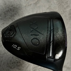 ゼクシオ10 ブラック ドライバー宮崎モデル（中古）の画像