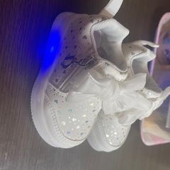 光る子供靴(13cm)の画像