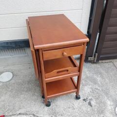 キッチンワゴン　折りたたみテーブル　キャスター付きの画像