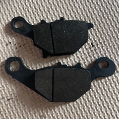 バイク用前のブレーキパッド売ります（新品）の画像