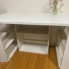 「予約中
」机
