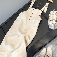 サスペンダースカート