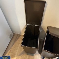 【美品】ゴミ箱 2個SETの画像