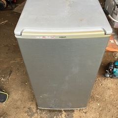AQUA 1ドア　冷蔵庫　75L