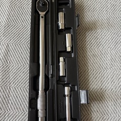 プレセット型トルクレンチ ETR4-200 40〜200N・m 差し込み角12.7mmの画像