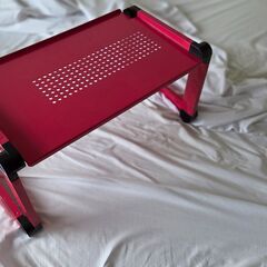 折りたたみ式コンピュータテーブル、ラップトップスタンドの画像
