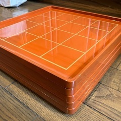 漆のお膳の画像