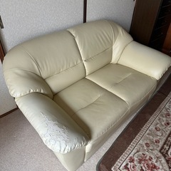 ソファー（傷みあり）