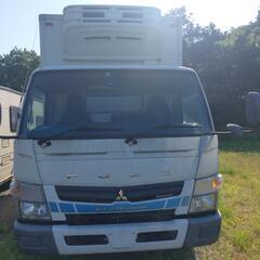 キャンターハイブリッド　AT車　冷凍冷蔵車