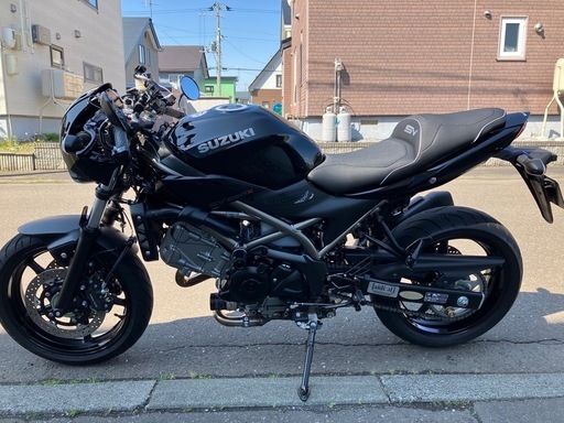 SV650/SV650X用バグスターレディシートブラック／シルバー 美品