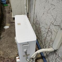 クーラーと室外機