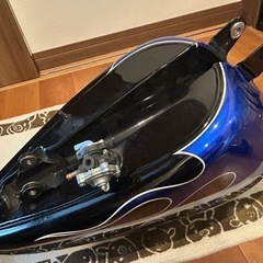 ハーレー　カスタム　タンク　コック　キャップ　付き　スポーツスター　スポタンの画像