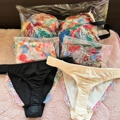 💕綺麗な💕ブラ＆ショーツ＆Tバック💕の画像