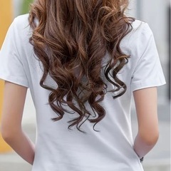 【商談中】VネックTシャツの画像